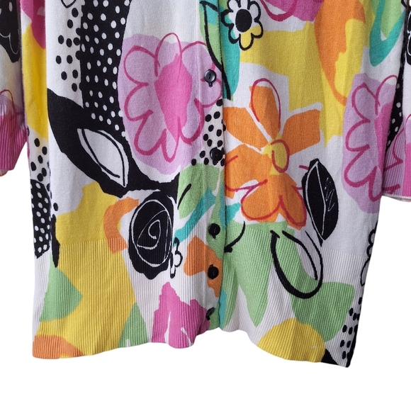 Cyrus Large Colorful Floral‎ Button Front Cardigan Sweater - Picture 5 of 10
